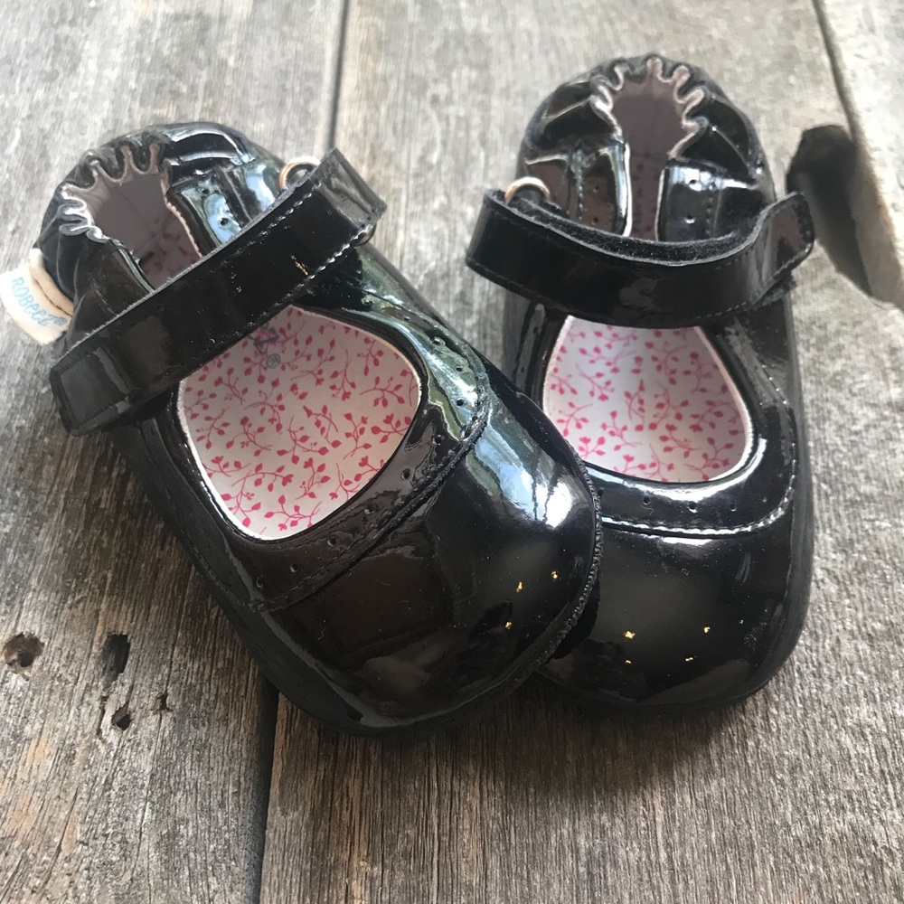 Robeez black Mary Janes
